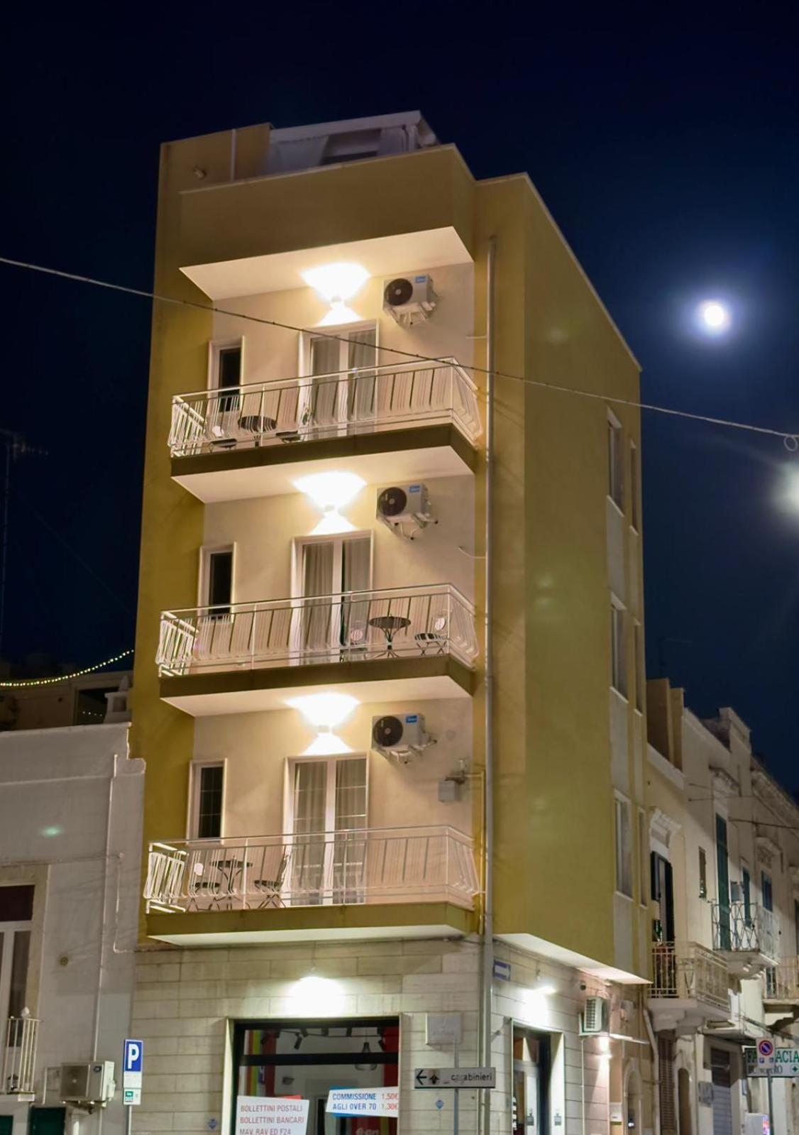 Hotel Palazzo Malerba Monopoli Exterior foto